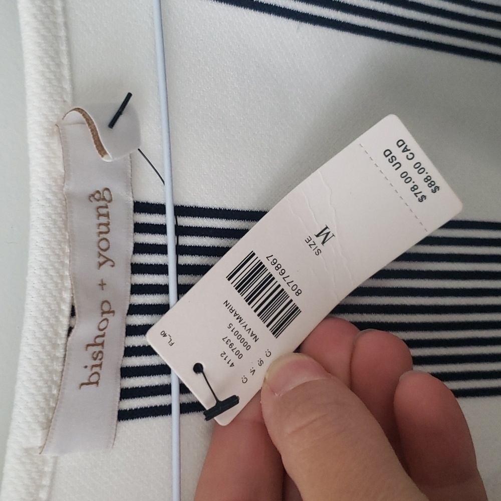 NWT Bishop + Young Twist-Front Top, Size Medium in Navy - Picture 4 of 7